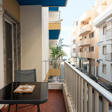 Jaune - 50 Meters To The Beach - Quarteira Exterior foto
