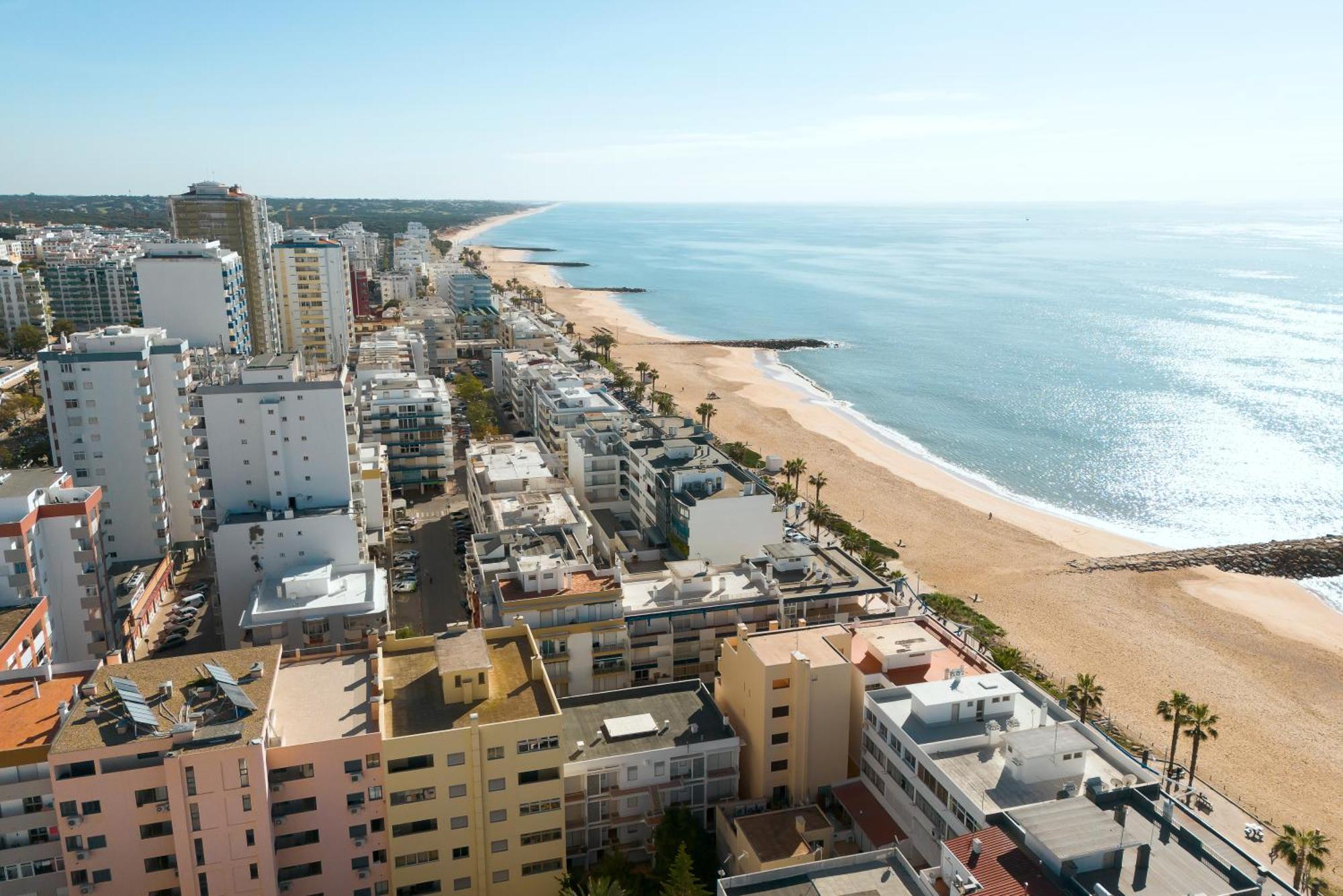 Jaune - 50 Meters To The Beach - Quarteira Exterior foto